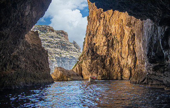 Blue Grotto - Wied iz-Zurrieq, Malta