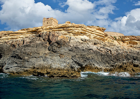 Torri Zutu Watchtower - Malta