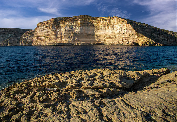 Xlendi Sea Cliffs - Gozo