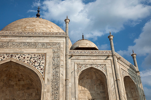 Study in Elegance - Taj Mahal