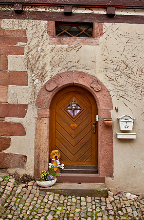 Humble Entrance - Black Forest