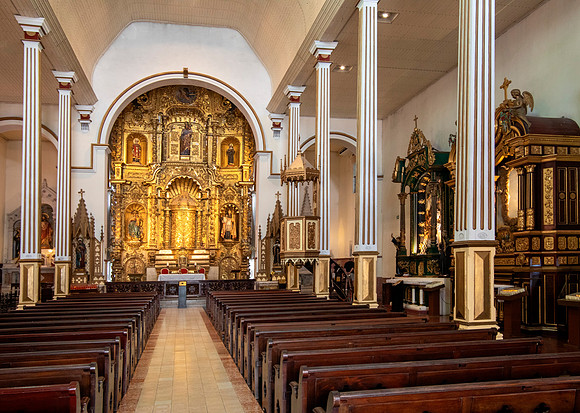 The 'Golden Altar' - Iglesia de San Jose