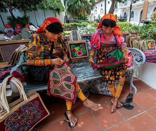 Guna Women Sewing Molas in Casco Viejo