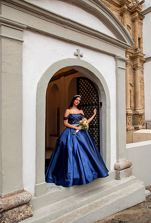 Posing for Quinseara Portrait