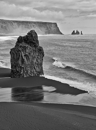 Seastacks & Black Sand Beach - Dyrholaey, Iceland