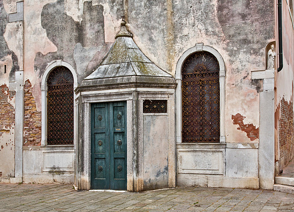 Weathered Exterior - Cannaregio