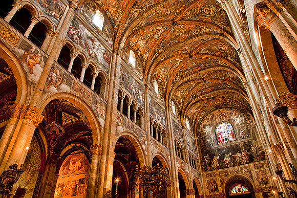 Il Duomo Interior - Parma