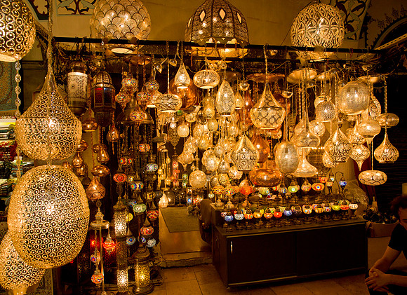 Lighting Vendor - Grand Bizarre, Istanbul