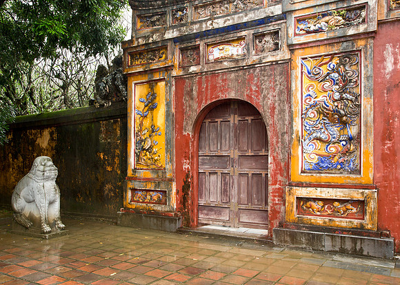 Colorful Gate - Thai Woa Palace, Hue