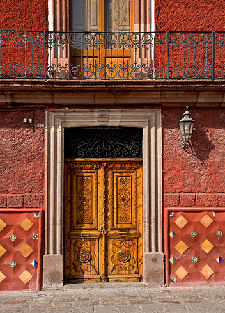 Doorway - Calle Canal