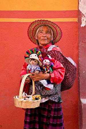Doll Seller - Rosarita