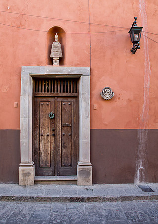 Doorway - Calle Chiquitos
