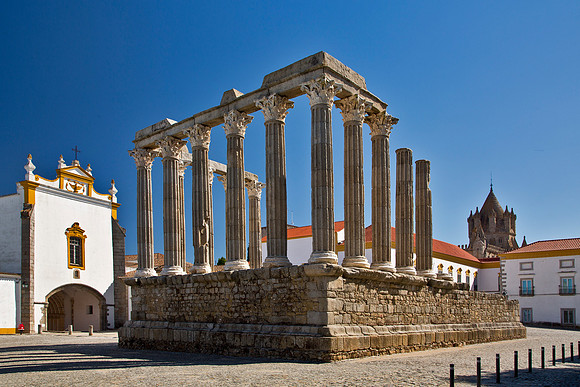 Roman Temple of Diana - Evora