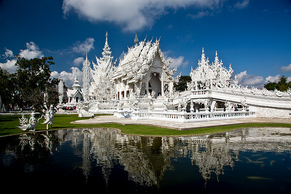 Wat Rong Khun (White Temple) - Chiang Rai