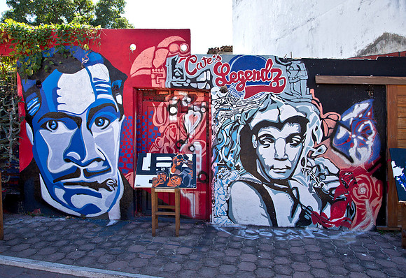 Ezmir's Art Wall - Zihua Centro