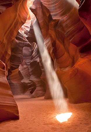 Sunbeam III - Upper Antelope Canyon