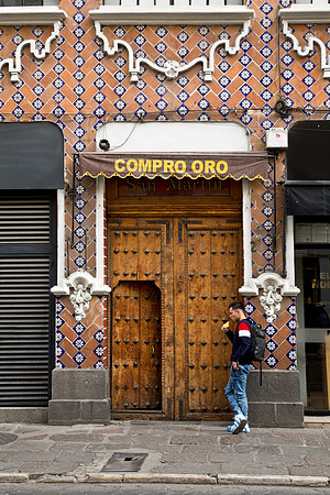 "I Buy Gold" - Puebla