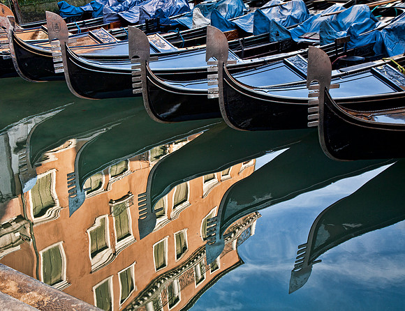 Gondolas and Reflection