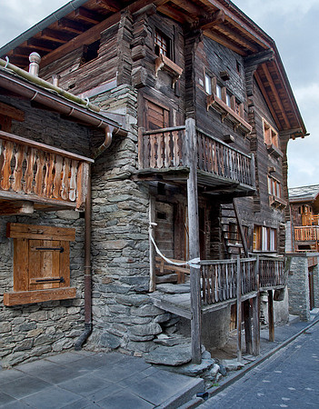 Vintage Dwelling - Zermatt